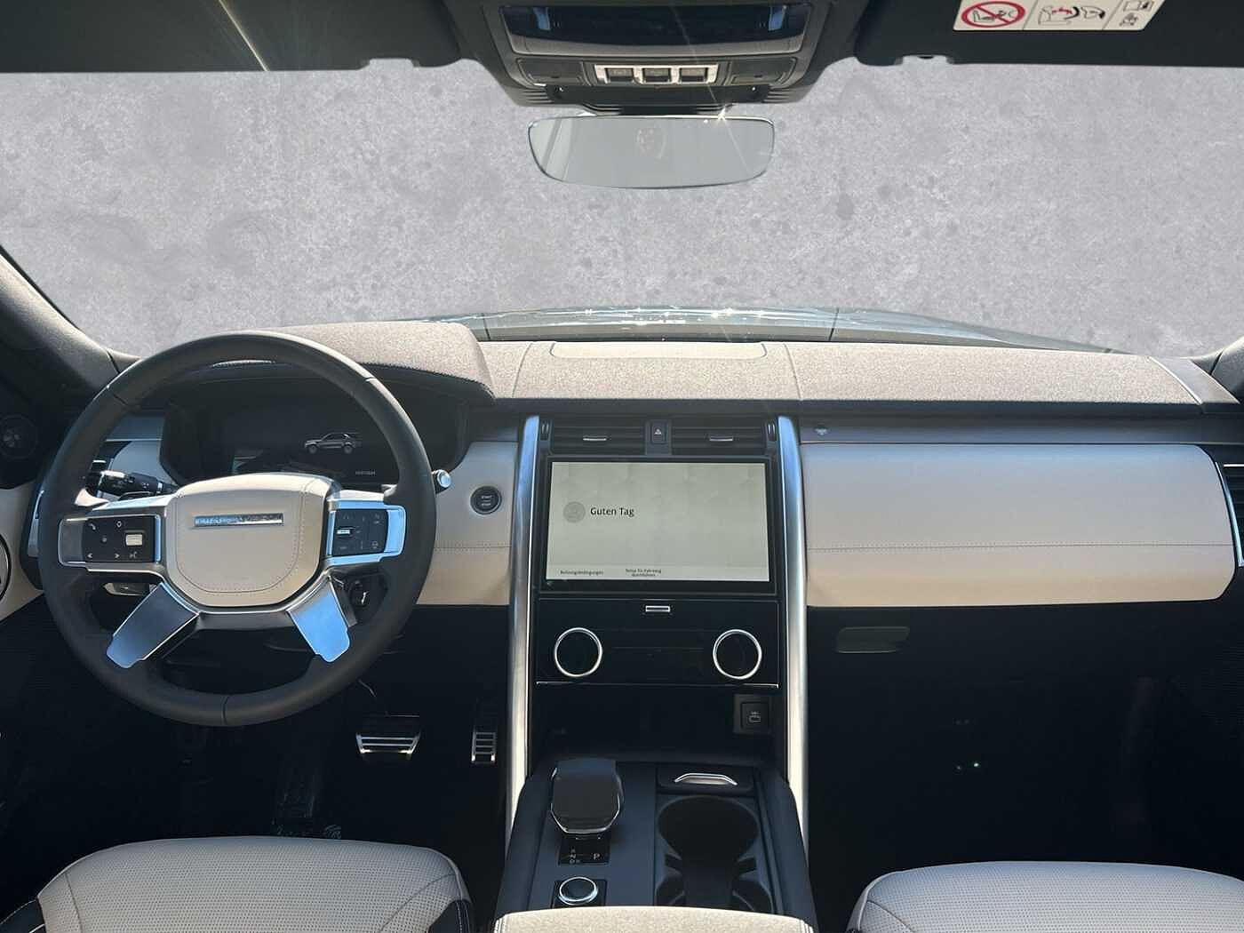 Land Rover Discovery D300 Dynamic HSE