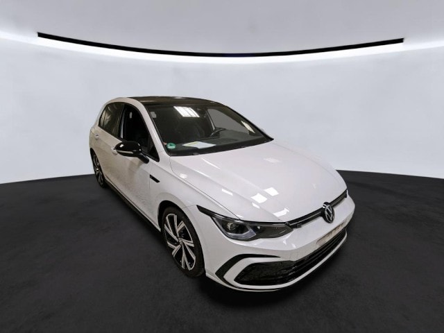 Volkswagen Golf 1.5 eTSI DSG Golf VIII R-Line