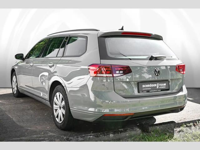 Volkswagen Passat 1.5 eTSI DSG Variant