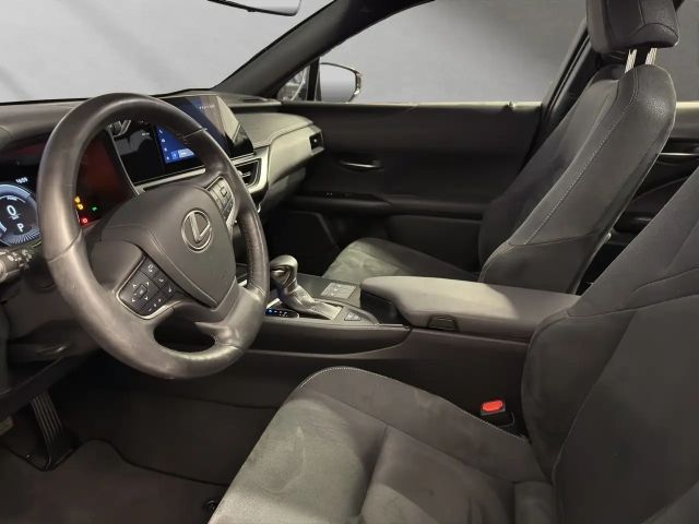 Lexus UX 250h