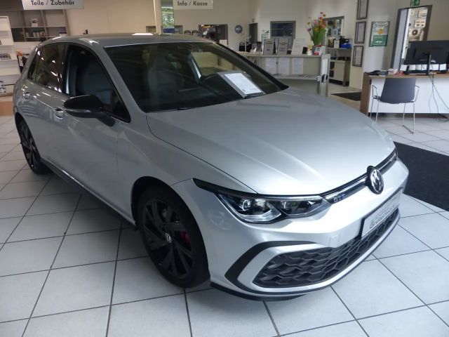 Volkswagen Golf GTE eHybrid