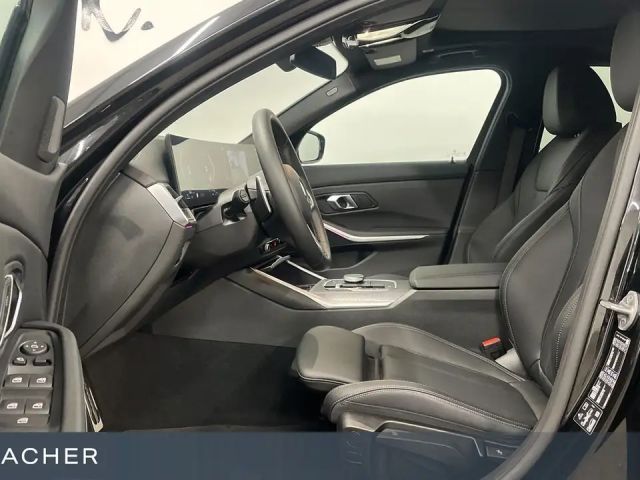 BMW 330 330i M-Sport Sedan xDrive