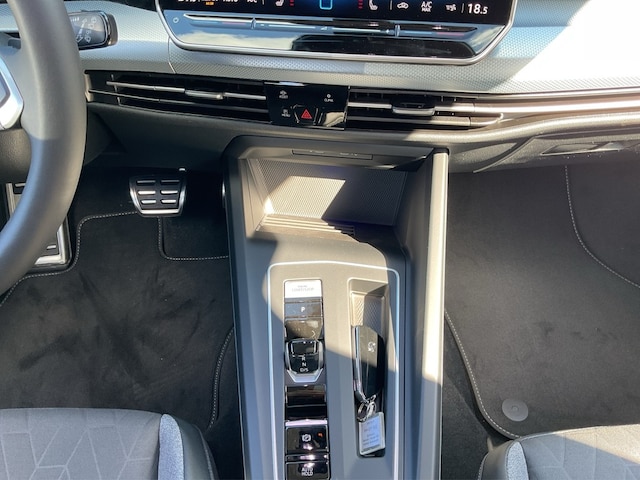 Volkswagen Golf 1.5 eTSI