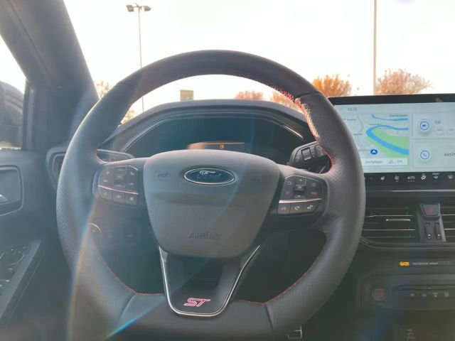 Ford Focus ST Line Wagon