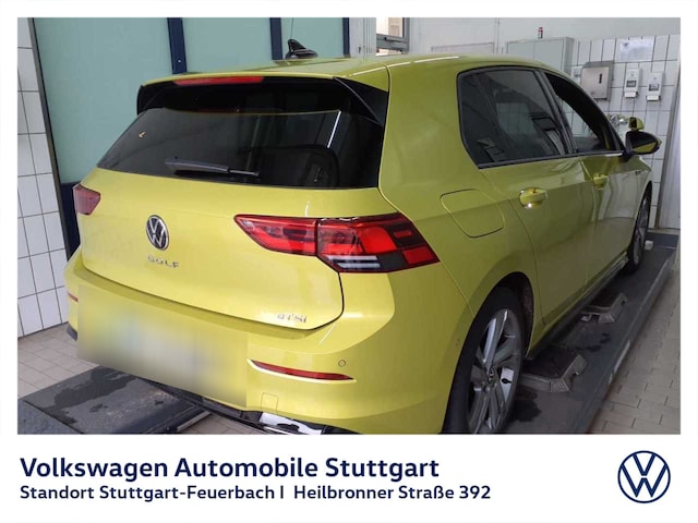 Volkswagen Golf 1.5 eTSI DSG R-Line
