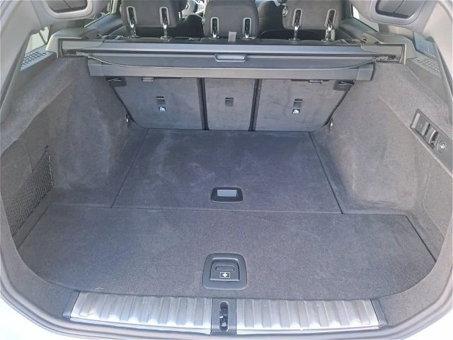 BMW 320 320d M-Sport Touring xDrive