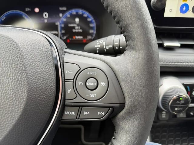 Toyota RAV4 Active Hybride