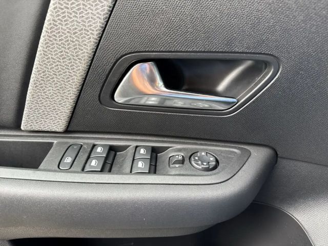 Citroën C4 Max PureTech