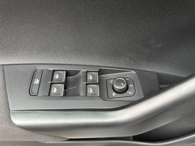 Volkswagen Taigo 1.0 TSI DSG R-Line