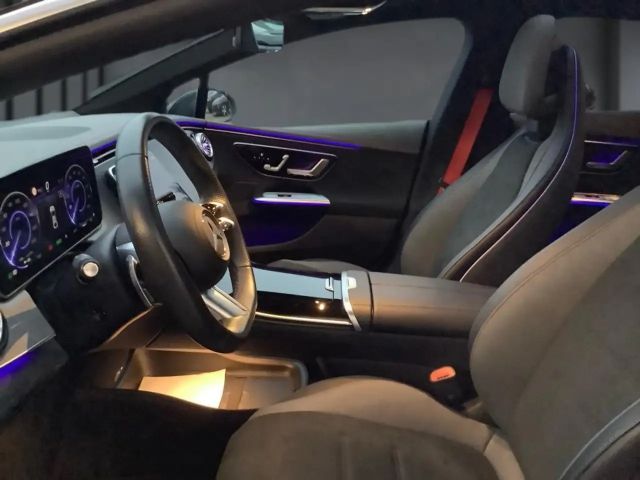 Mercedes-Benz EQE 300 AMG Line Sedan