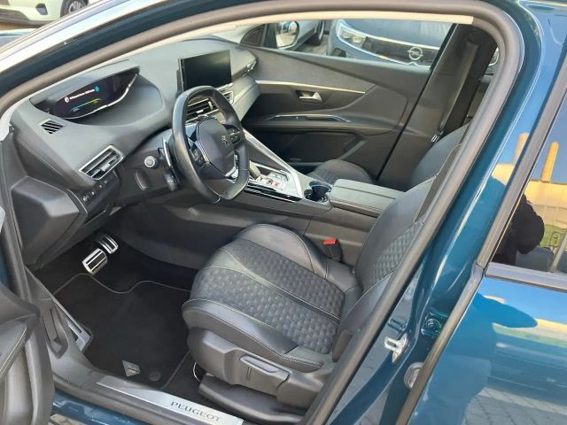 Peugeot 3008 PHEV 225 Road Trip AHK+Navi+Kamera+SHZ