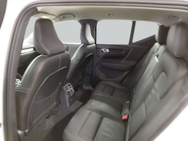 Volvo XC40 Dark Plus Recharge T5