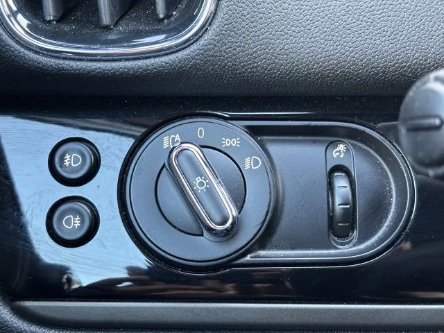 MINI Cooper Countryman DKG Classic Trim el. Heckklappe Navi