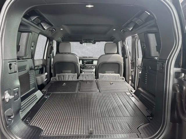 Land Rover Defender 110 P400 SE