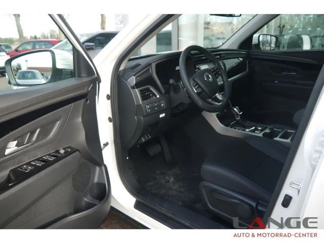 SsangYong Korando Bliss 1.5 AT Navi SHZ Temp Tel.-Vorb. PDC Regensen