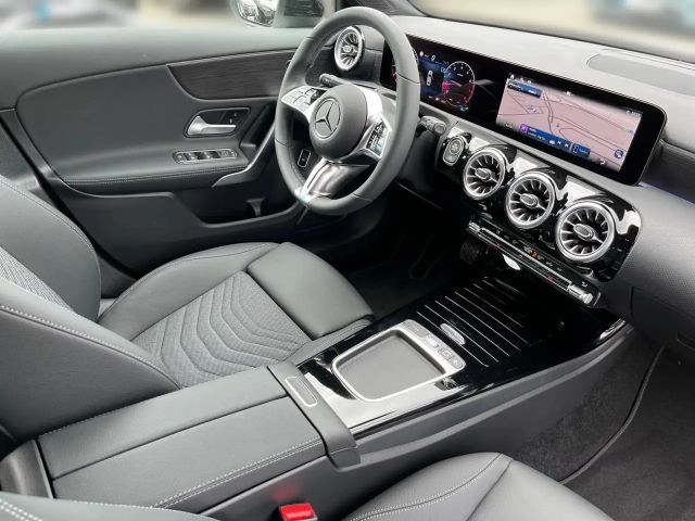 Mercedes-Benz A 180 Progressive