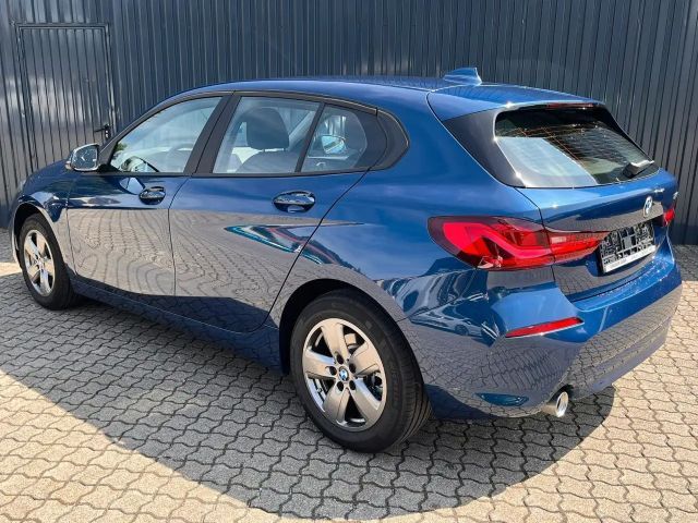 BMW 116 116i 5-deurs Sedan