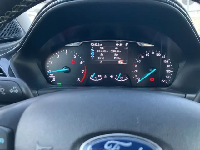 Ford Puma EcoBoost Titanium