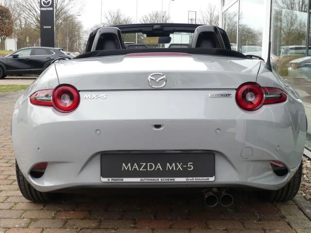 Mazda MX-5 Exclusive-line SkyActiv