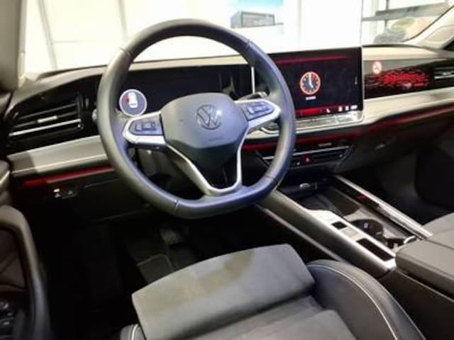 Volkswagen Passat 2.0 TDI DSG IQ.Drive