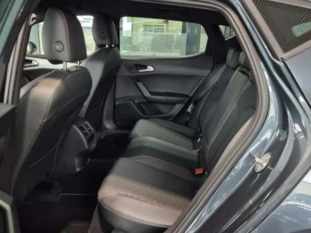 Seat Leon 1.5 eTSI DSG FR-lijn