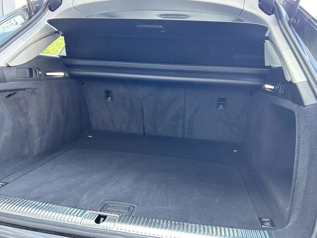 Audi A4 40 TFSI Avant S-Line