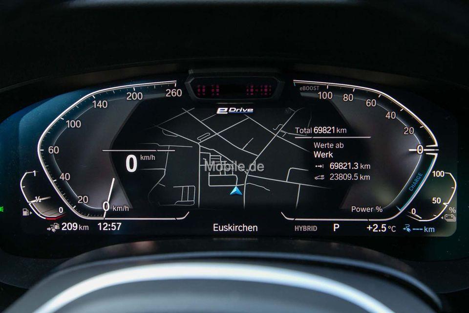 BMW 545 545e M-Sport Sedan xDrive