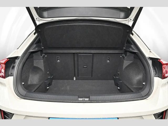 Volkswagen T-Roc 1.5 TSI DSG R-Line