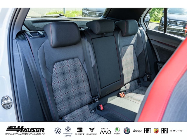 Volkswagen Golf 2.0 TSI DSG Golf VIII