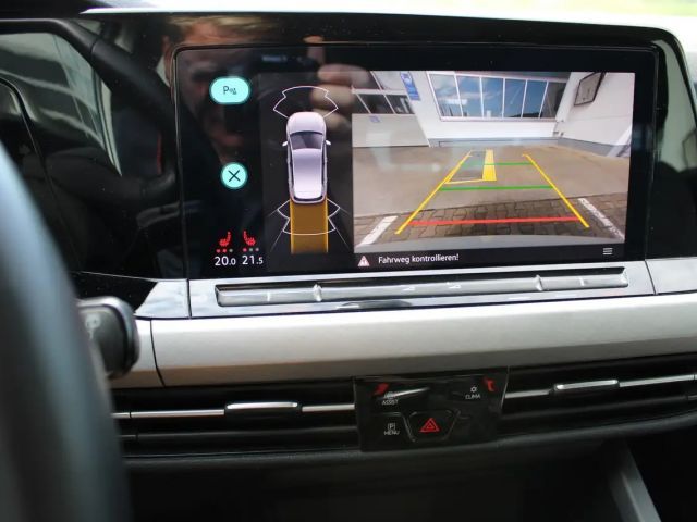 Volkswagen Golf 1.5 TSI Golf VIII