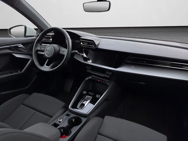 Audi A3 35 TFSI S-Line S-Tronic Sedan
