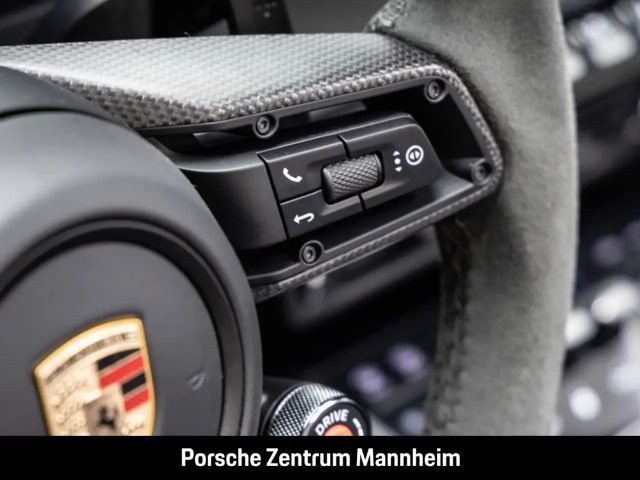 Porsche 992 Cabrio Carrera GTS