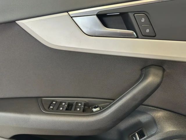 Audi A4 40 TDI S-Tronic Sedan