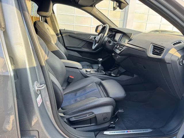 BMW 118 118i M-Sport Sedan