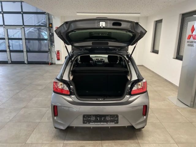 Mitsubishi Space Star Star