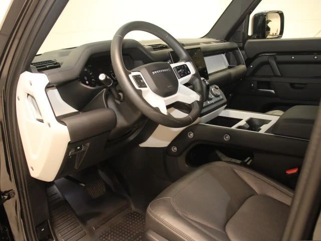 Land Rover Defender 110 D300 Dynamic SE