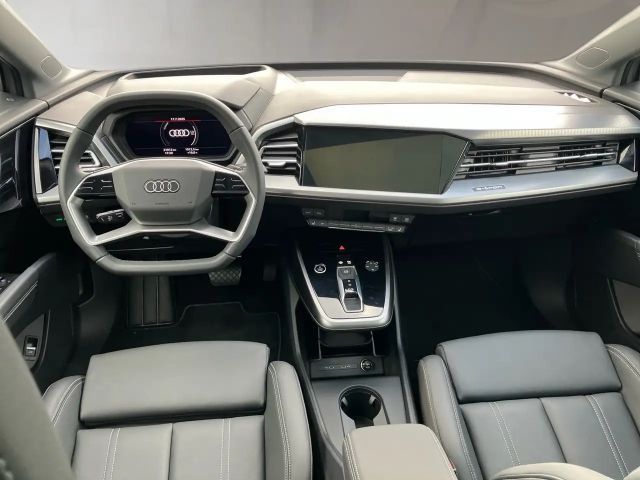 Audi Q4 e-tron Business