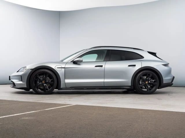 Porsche Taycan 4 Cross Turismo