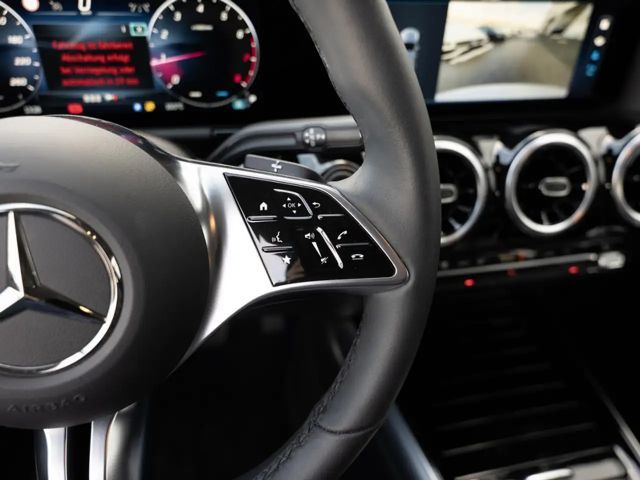 Mercedes-Benz B 180 Progressive