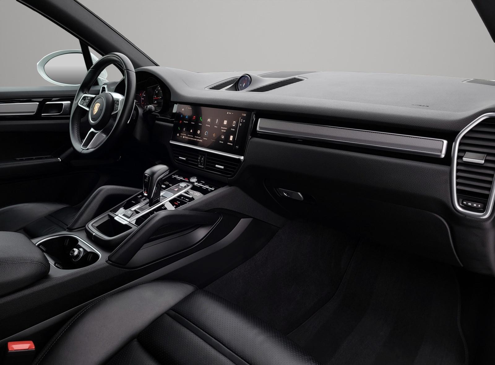 Porsche Cayenne Platinum Edition