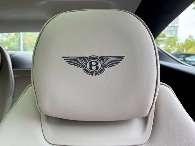 Bentley Continental GT Hybrid V8