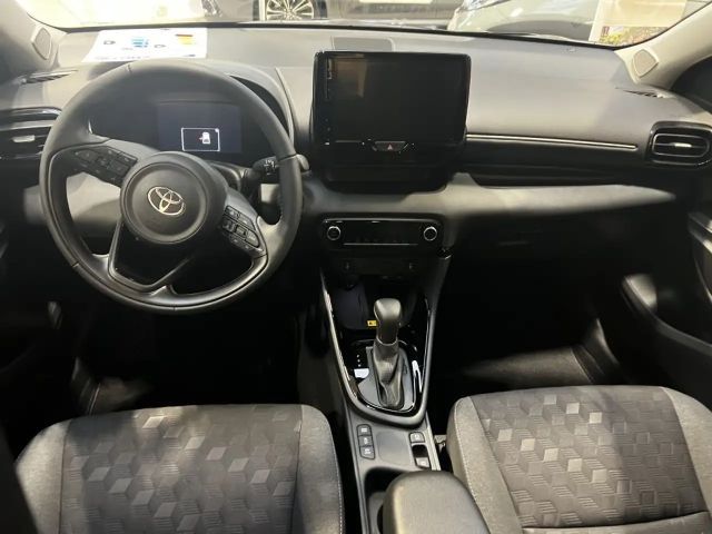 Toyota Yaris Hatchback Hybride VVT-i