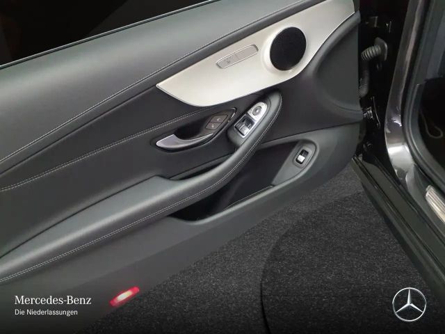 Mercedes-Benz C 180 AMG Line Coupé