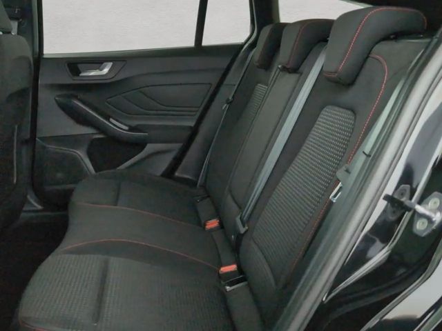 Ford Focus ST Line Wagon