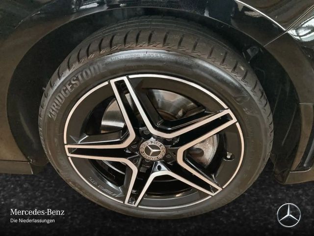 Mercedes-Benz A 250 A 250 e AMG Line