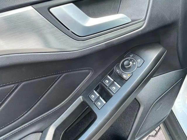 Ford Focus Titanium Wagon