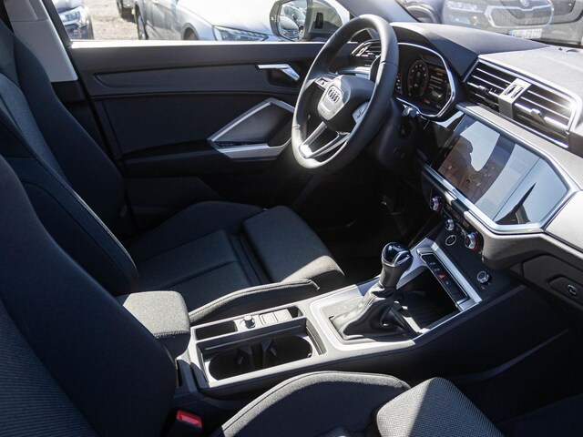 Audi Q3 S-Tronic