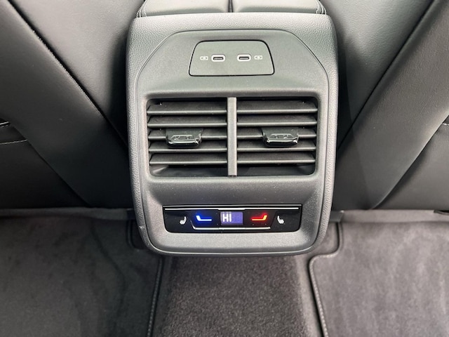 Volkswagen Passat 2.0 TDI R-Line Variant