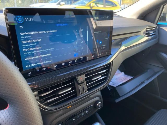 Ford Focus EcoBoost ST Line Wagon