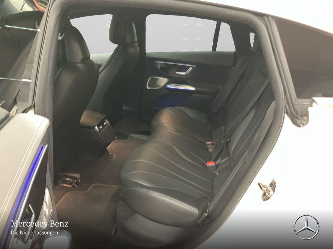 Mercedes-Benz EQE 350 Sedan